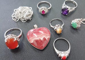 ジュエリー製品 ジュエリー リング 指輪 ネックレス ルビー 珊瑚 翡翠 アメジスト